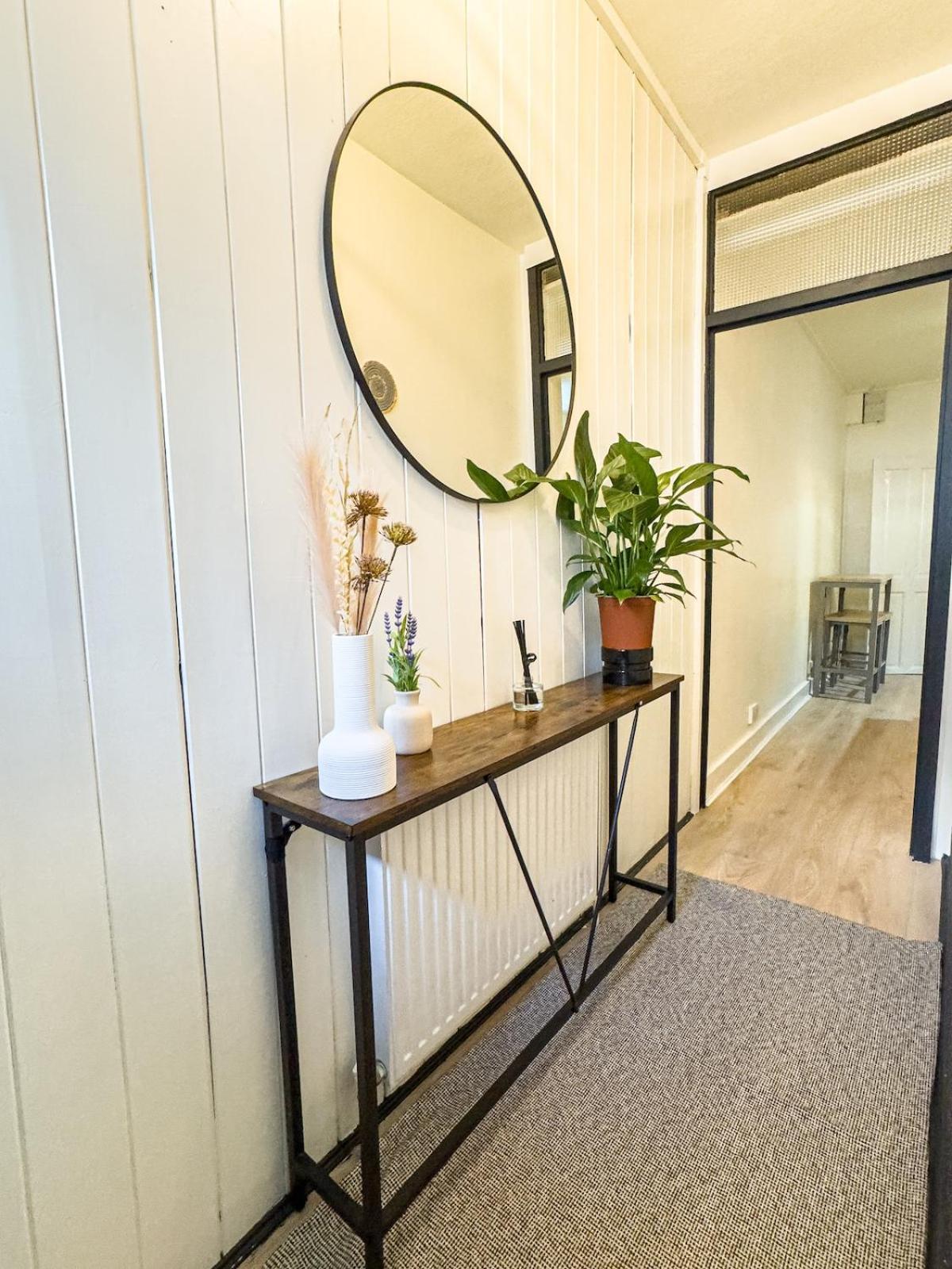 3 Bedroom House Easy Access Сasa de vacaciones Londres