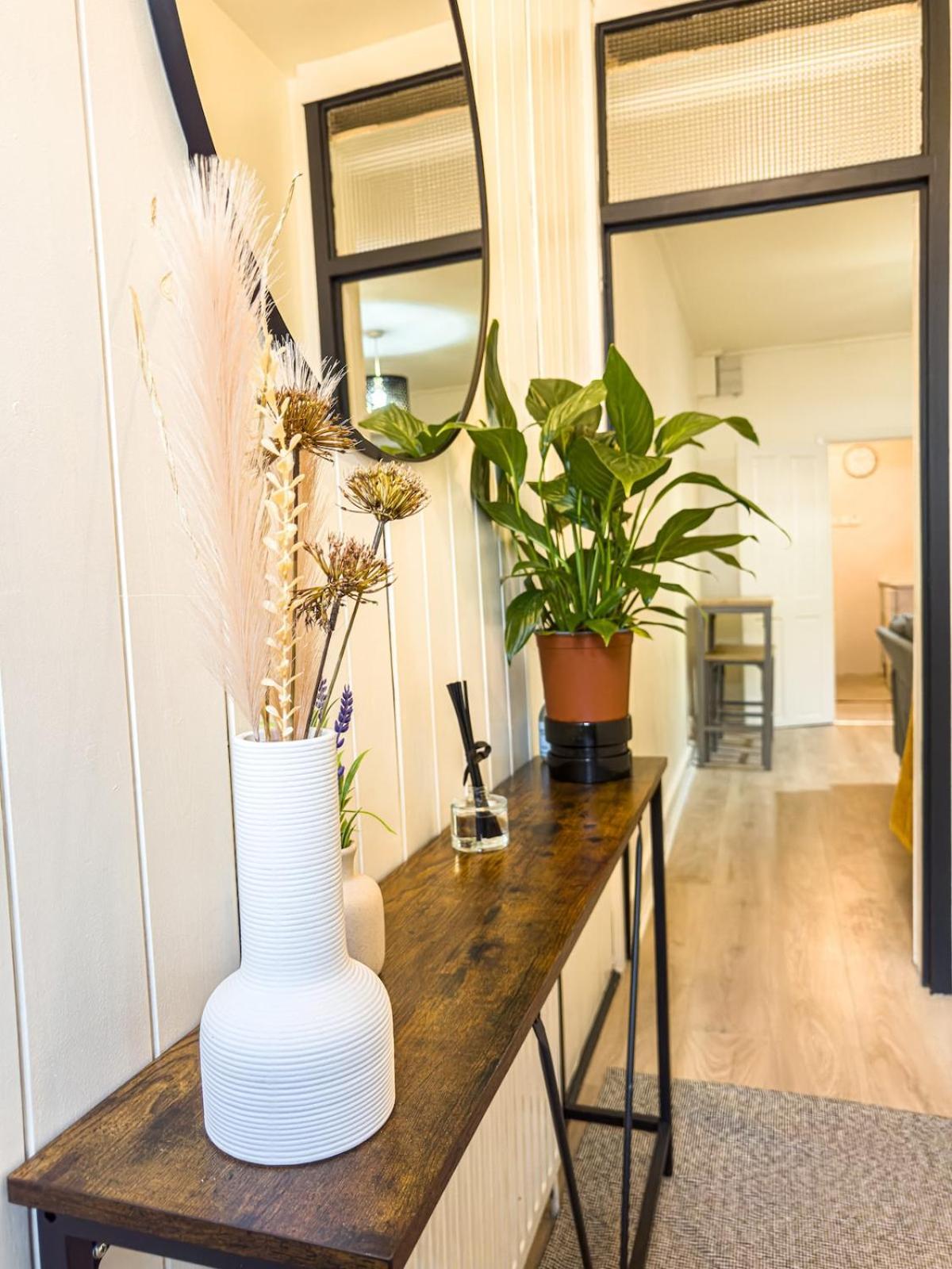 3 Bedroom House Easy Access * Londres