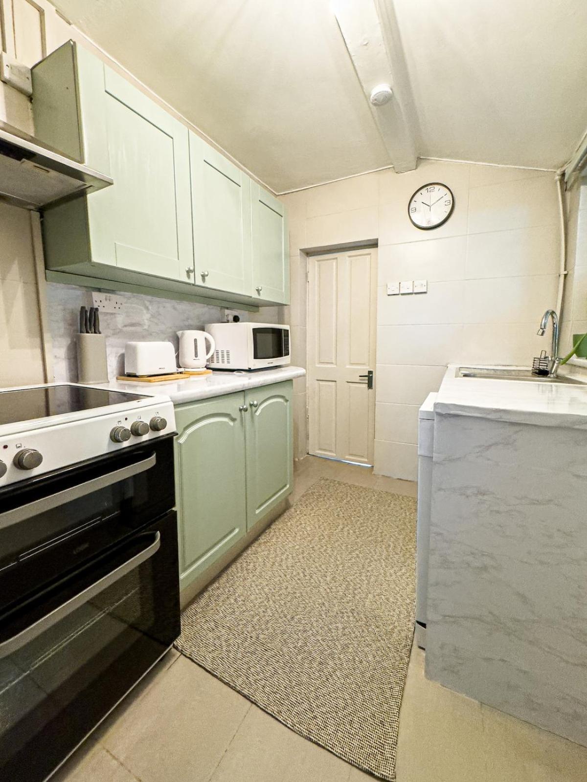 3 Bedroom House Easy Access